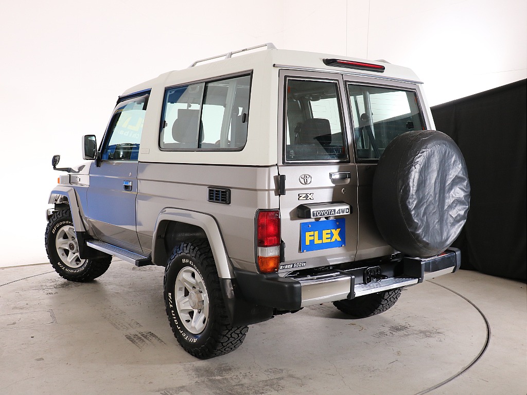 トヨタ ランドクルーザー70(35枚目)