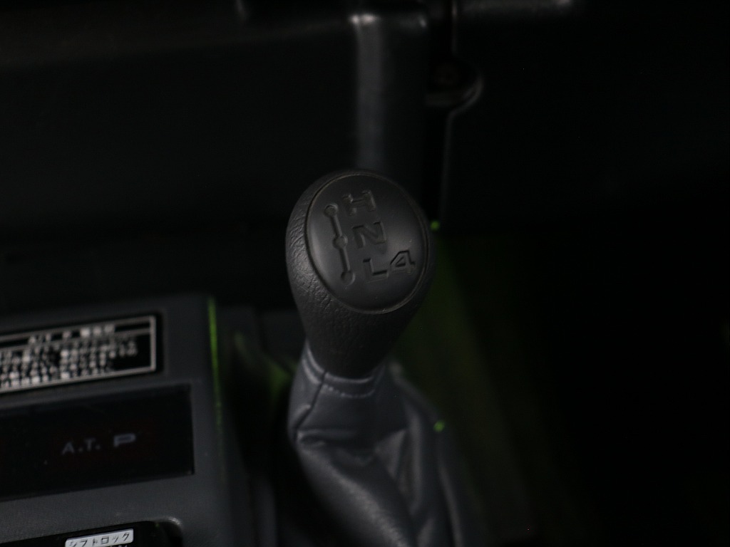 トヨタ ランドクルーザー70(56枚目)