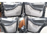 内張は乗り降りによる擦り傷など目立たず綺麗な状態になります!