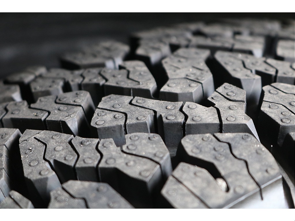 新品ＢＦグッドリッチＫＯ２　ＡＴタイヤ×ＤＥＡＮカリフォルニア１６インチＡＷ☆