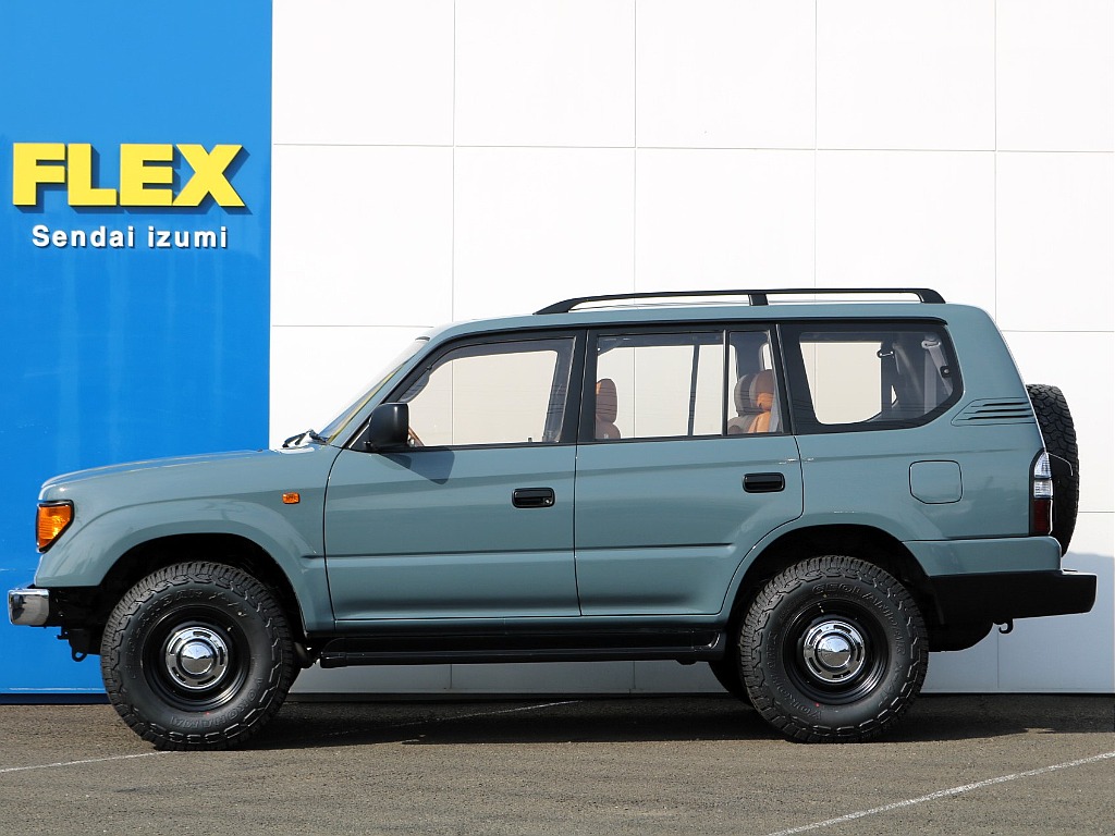 ＦＬＥＸグループは「すべての人に愛車を」をコンセプトに車種別に全国展開中！愛車と一緒に、ライフスタイルを充実させてもらいたいという思いで、ランクル仙台泉店では皆様のご要望になんでもお応えします♪