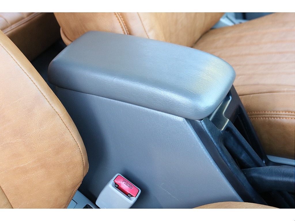 ちょうどいい高さのセンターコンソール！