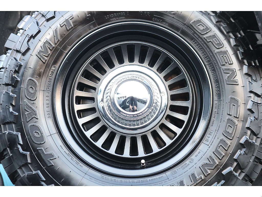 新品TOYO　オープンカントリーMT×DEANカリフォルニアホイール！