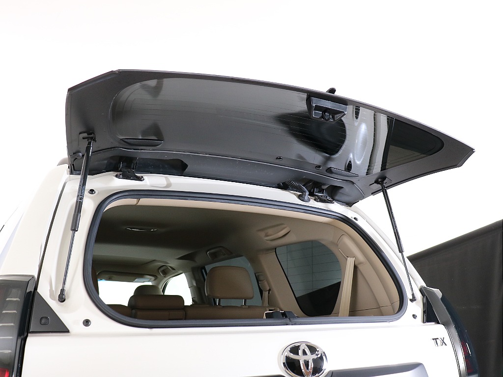 トヨタ ランドクルーザープラド(38枚目)