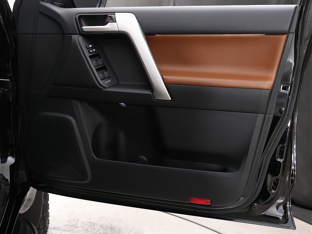 トヨタ ランドクルーザープラド(45枚目)