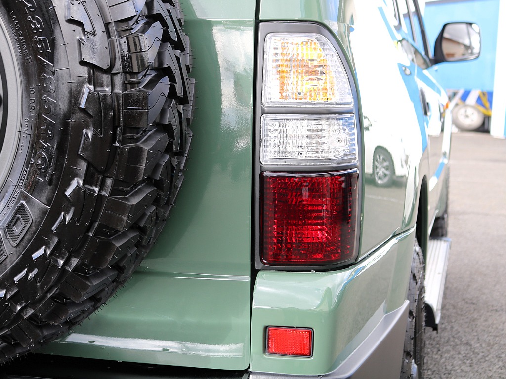 ＦＬＥＸグループは「すべての人に愛車を」をコンセプトに車種別に全国展開中！愛車と一緒に、ライフスタイルを充実させてもらいたいという思いで、ランクル仙台泉店では皆様のご要望になんでもお応えします♪