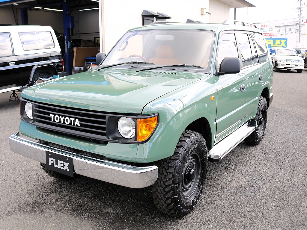 ＦＬＥＸグループは「すべての人に愛車を」をコンセプトに車種別に全国展開中！愛車と一緒に、ライフスタイルを充実させてもらいたいという思いで、ランクル仙台泉店では皆様のご要望になんでもお応えします♪