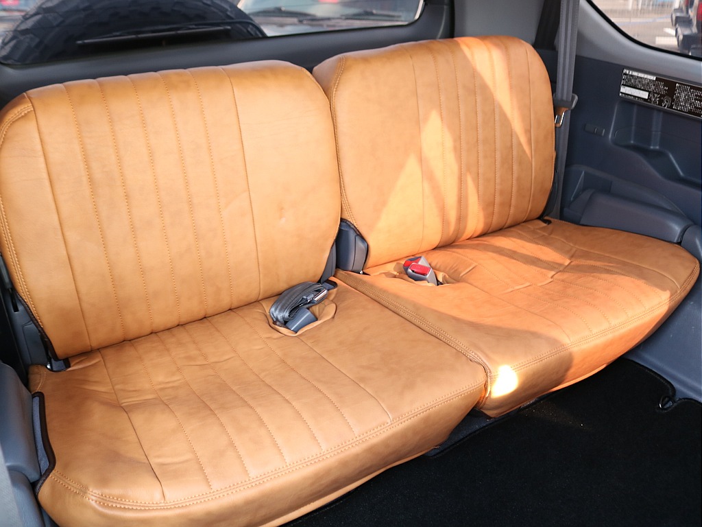 ＦＬＥＸグループは「すべての人に愛車を」をコンセプトに車種別に全国展開中！愛車と一緒に、ライフスタイルを充実させてもらいたいという思いで、ランクル仙台泉店では皆様のご要望になんでもお応えします♪