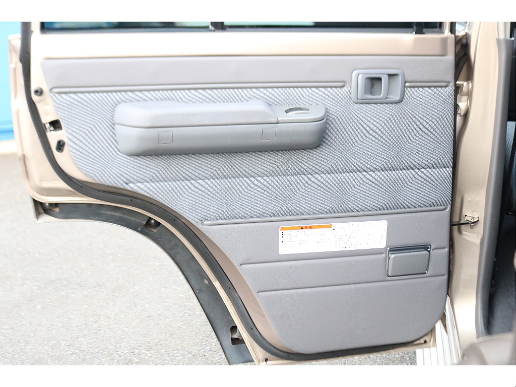 トヨタ ランドクルーザー70(31枚目)