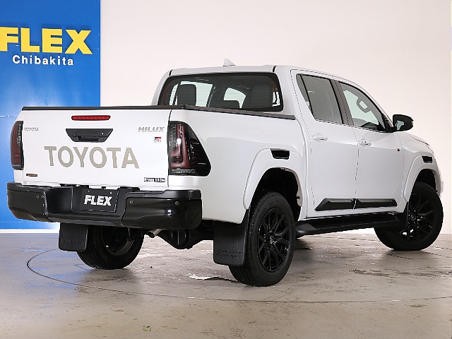 TOYOTAデカールでお洒落なリアビュー！