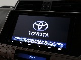 純正9インチSDナビ装着済み♪使いやすさも申し分ないですね♪
