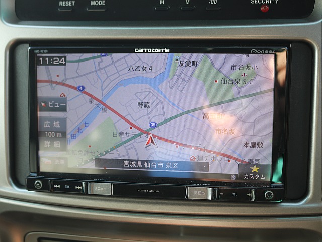 マルチレスの車両になります！今現在7インチSDナビが装着済です♪新しいナビの取付も当店スタッフまでご相談ください♪