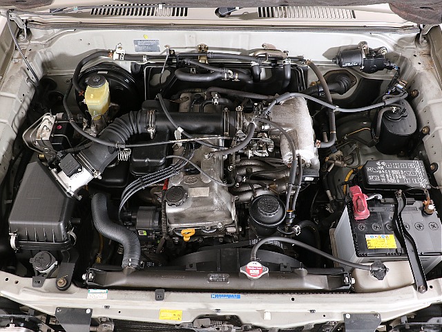 2700ccのガソリンエンジン搭載！お財布にも優しいです！
