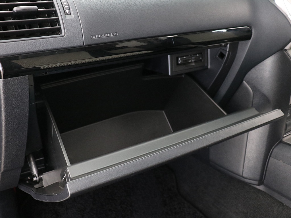 グローブボックス！