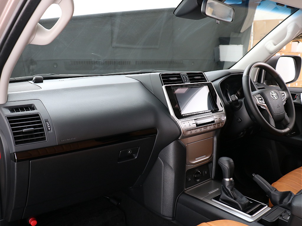 トヨタ ランドクルーザープラド(57枚目)