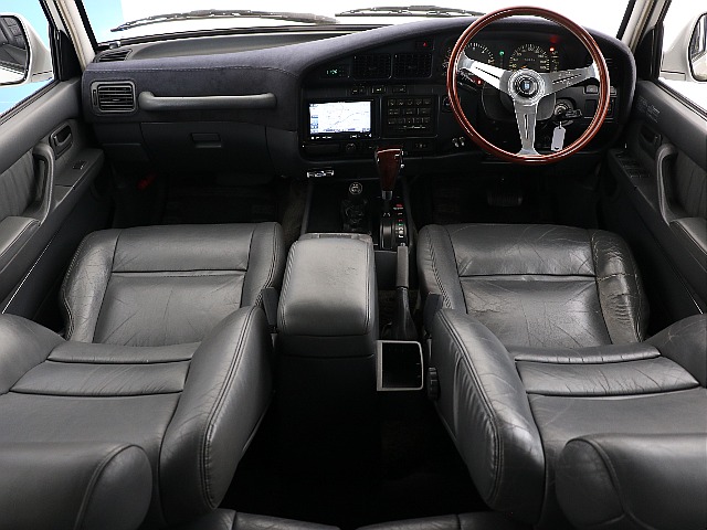 希少な純正オプション・本革パワーシート車！レアですね♪