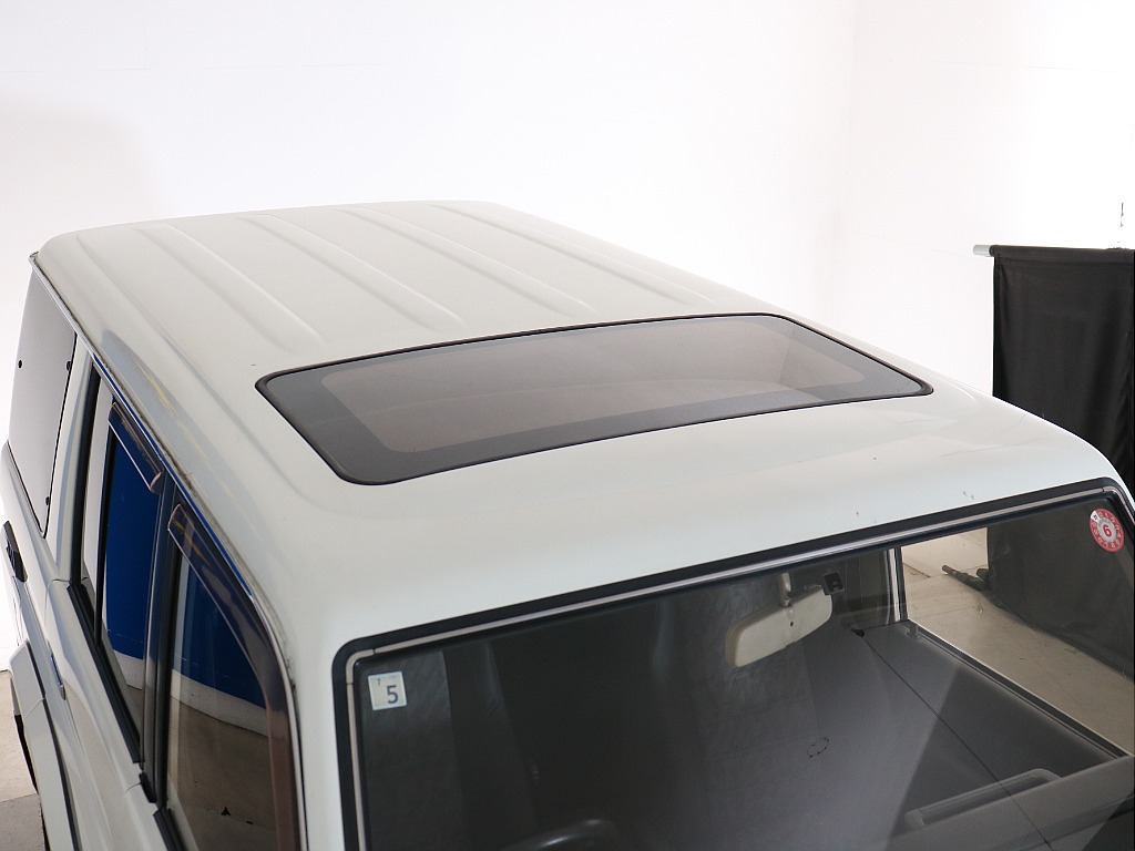 トヨタ ランドクルーザー70(27枚目)