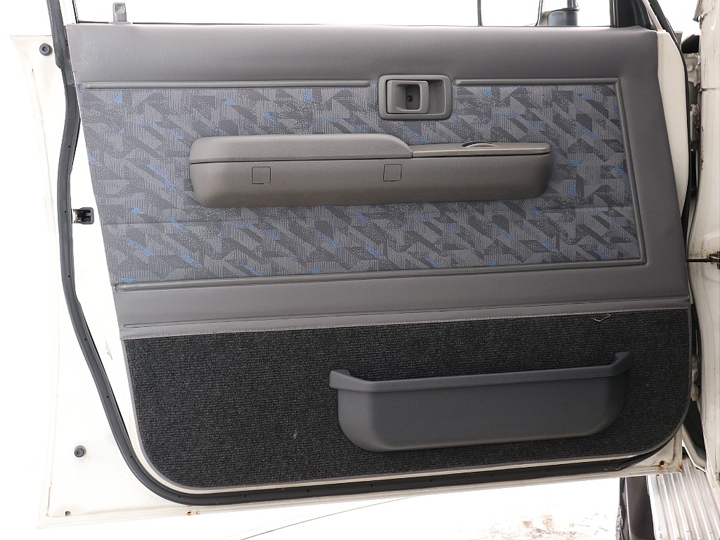 トヨタ ランドクルーザー70(47枚目)