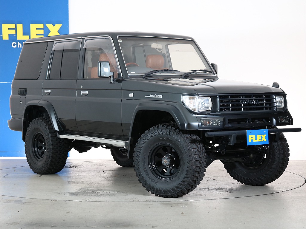 チューブバンパー装備済みで無骨感満載！