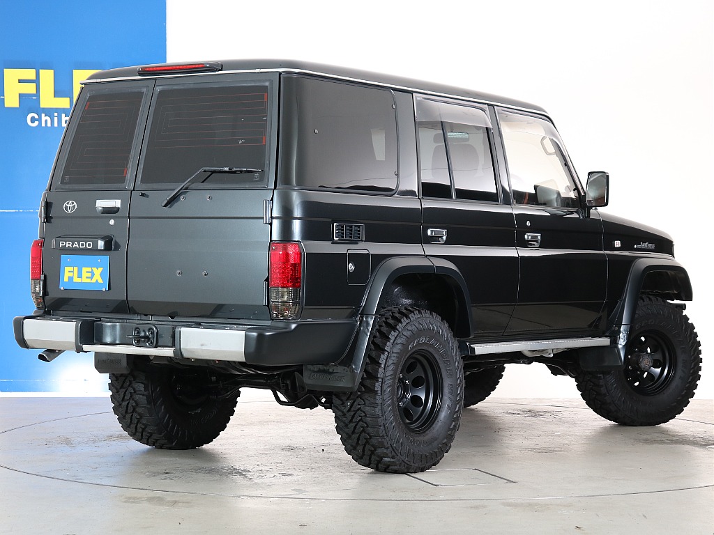 背面タイヤレスでスッキリした仕上がりになっております！