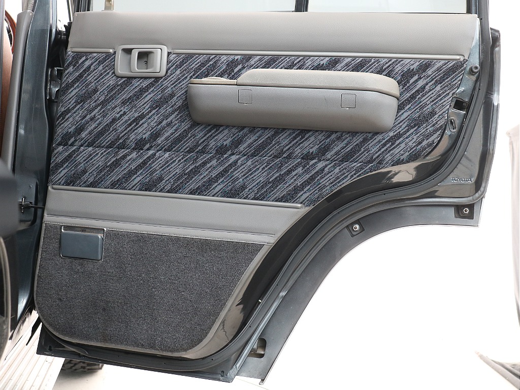 トヨタ ランドクルーザープラド(48枚目)