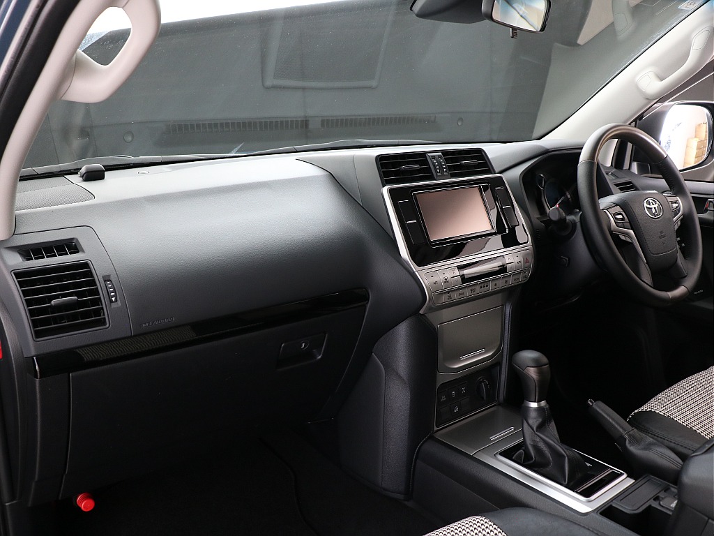 トヨタ ランドクルーザープラド(54枚目)