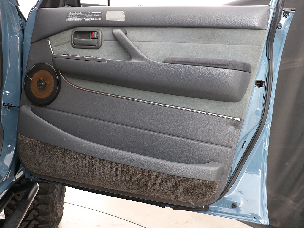 トヨタ ランドクルーザー80(48枚目)