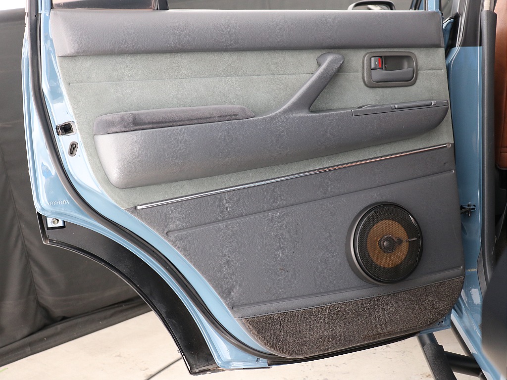 トヨタ ランドクルーザー80(51枚目)