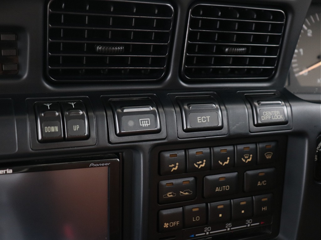 トヨタ ランドクルーザー80(54枚目)