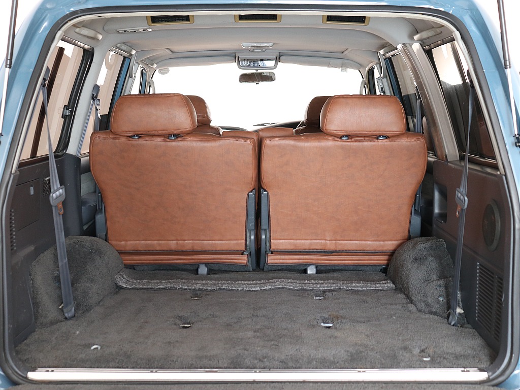 1ナンバー登録済みで広々としたラゲッジスペース！