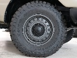 タフな印象のDEANコロラドAWに、オープンカントリーM/Tタイヤの新品組み合わせ！