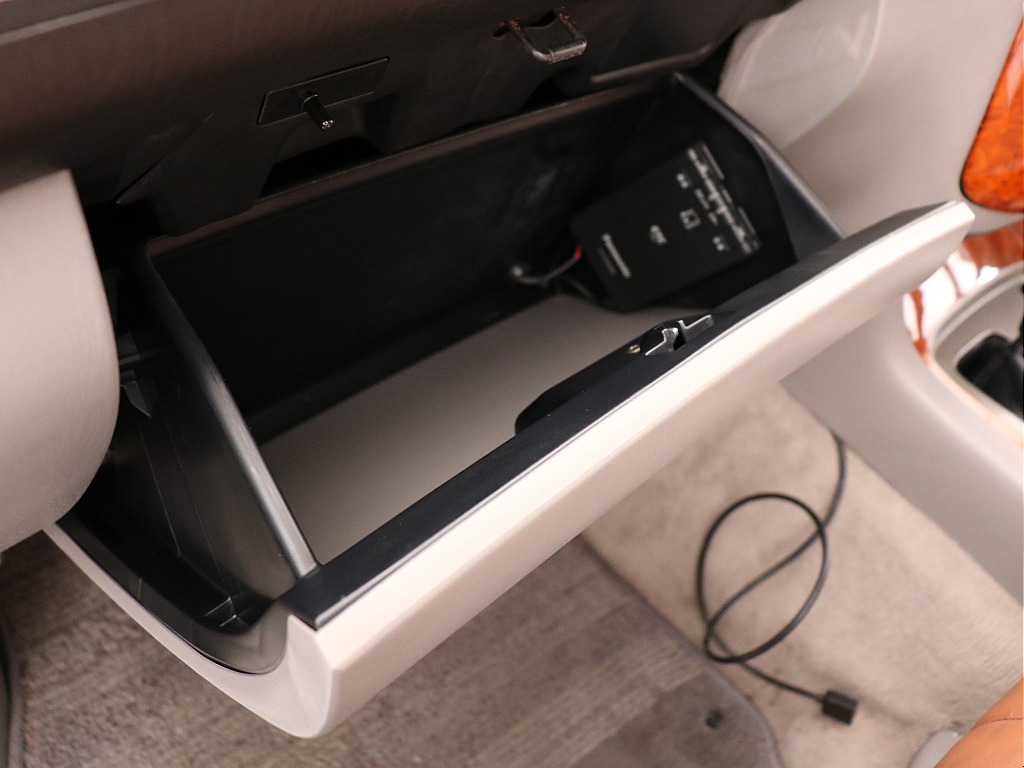 グローブボックス！