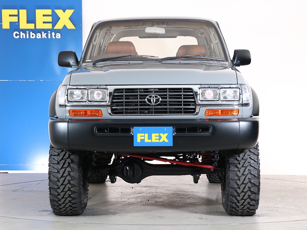 最終型になるとTマークになって、かなり引き締まった印象ですね♪