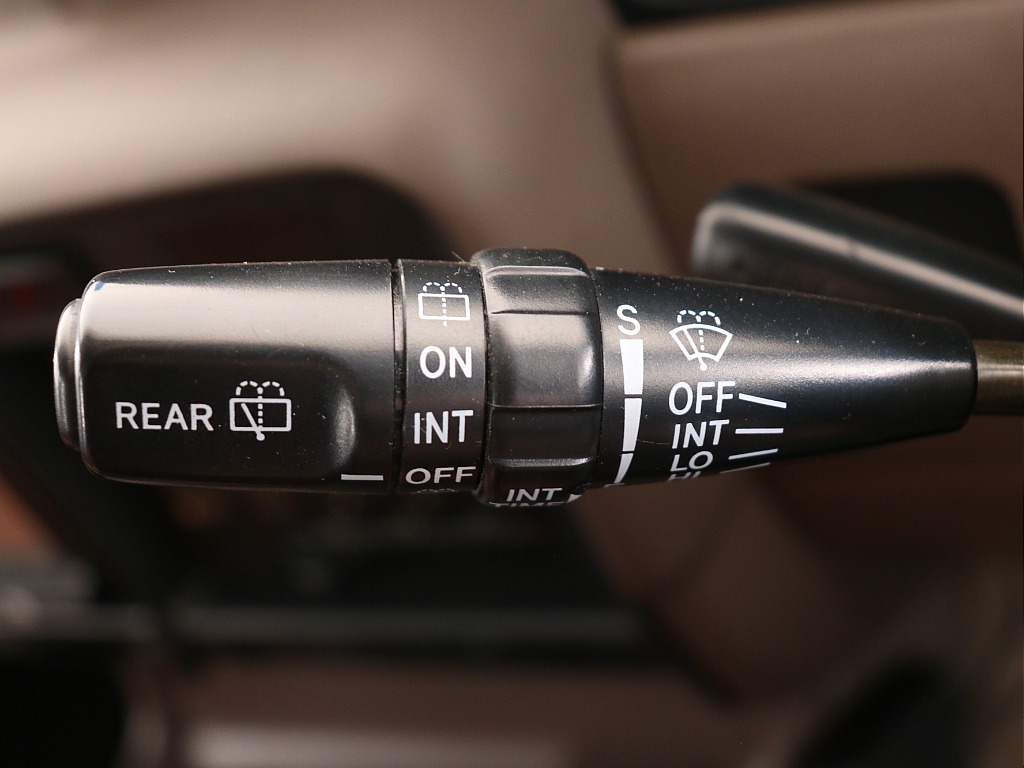 ワイパーレバースイッチ！