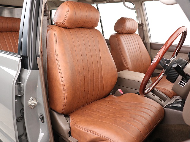 新品FLEXクラシックキャメルシートカバー！非常に品質のいい革シートです！