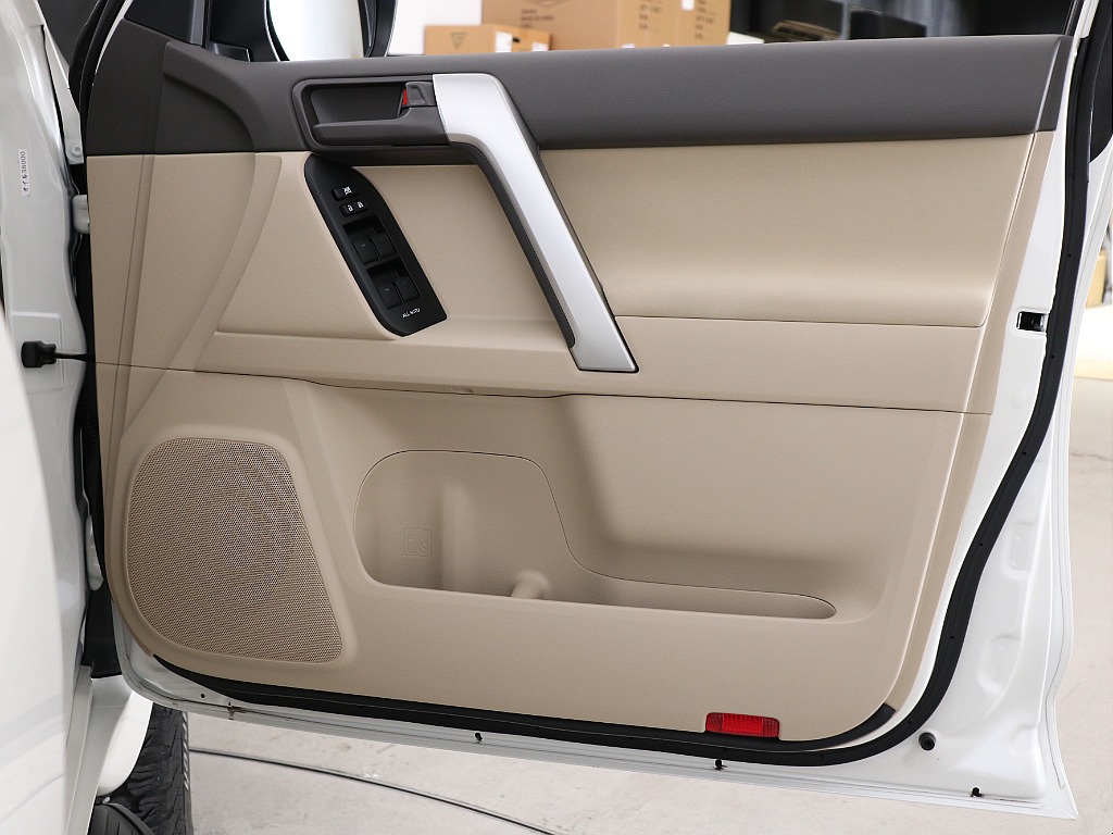 トヨタ ランドクルーザープラド(51枚目)