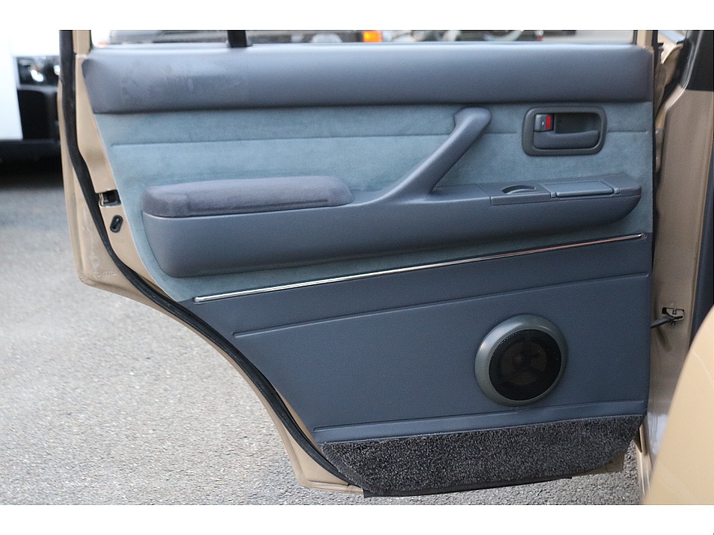 トヨタ ランドクルーザー80(15枚目)