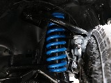 オリジナルコイルで2インチリフトアップ施工！