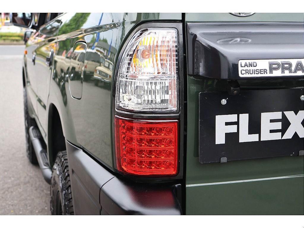 テールランプもピカピカ！