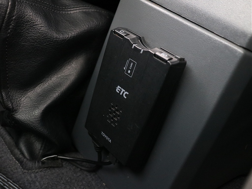 ETC車載器搭載済み♪