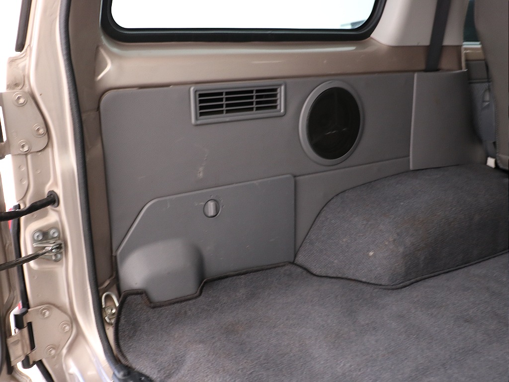 ラゲッジスペース左！