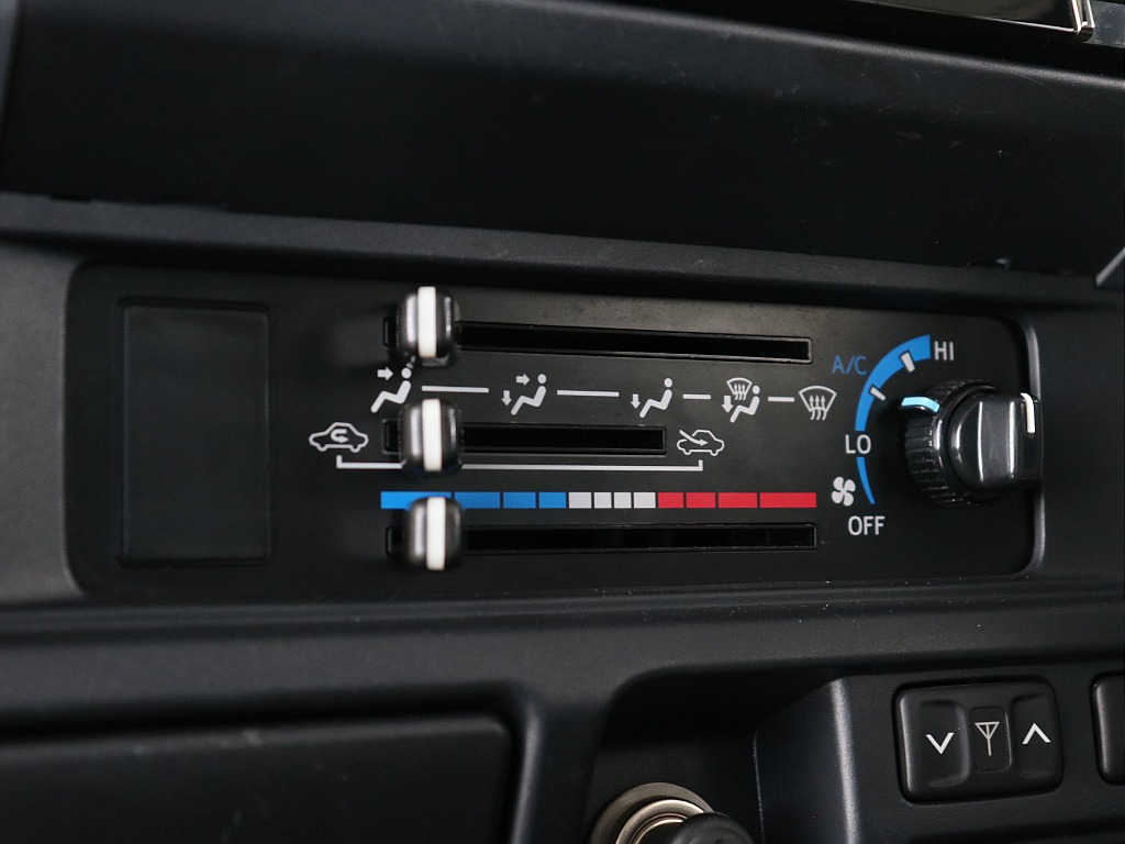 エアコン操作部！
