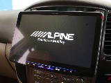 ALPINE製フローティングナビをインストール！使いやすさには定評があります！