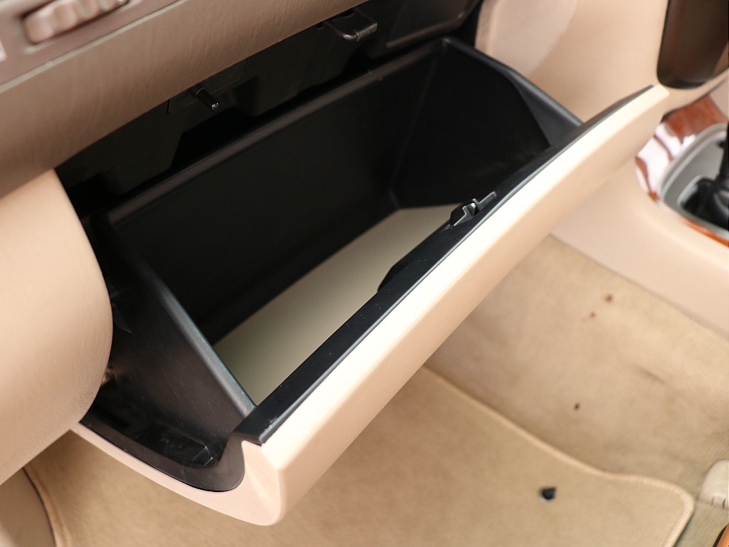 グローブボックス！