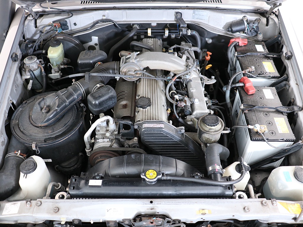 1HZ4.2Lのハイパワーエンジン！タフな走りも実現してくれる最高なエンジンです！