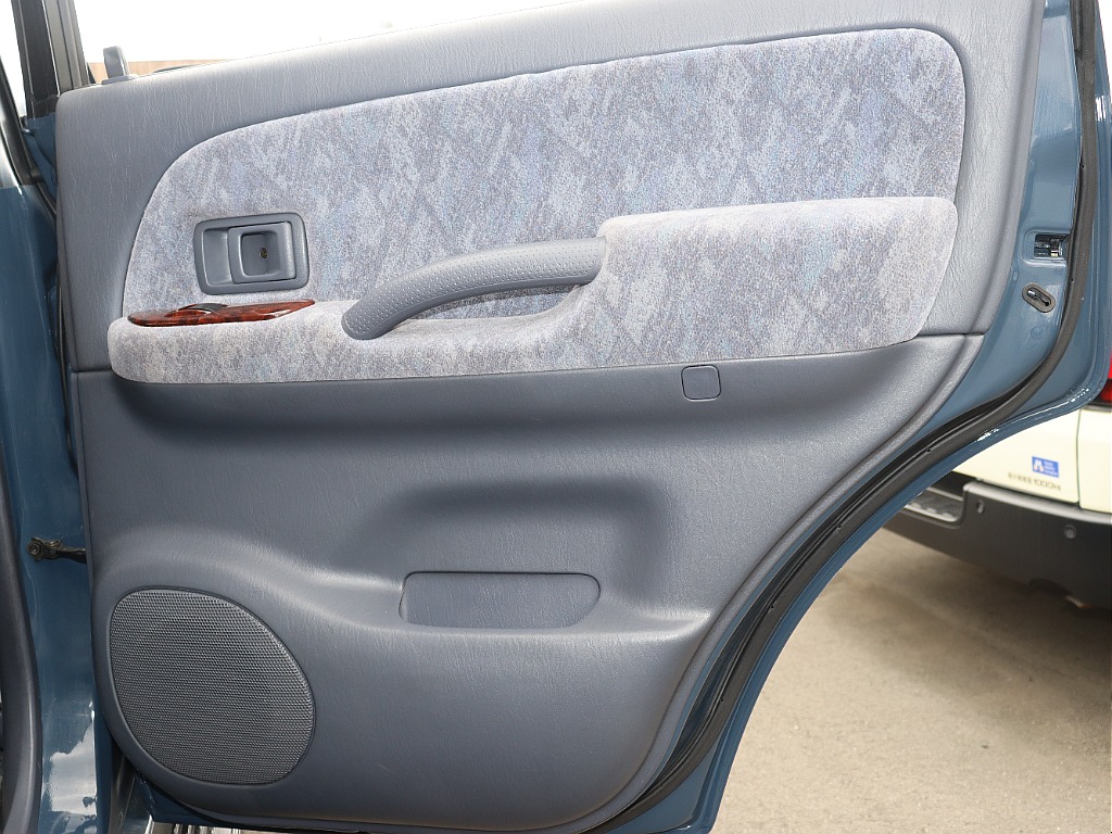 トヨタ ランドクルーザープラド(37枚目)