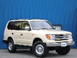 トヨタ ランドクルーザープラド(3枚目)