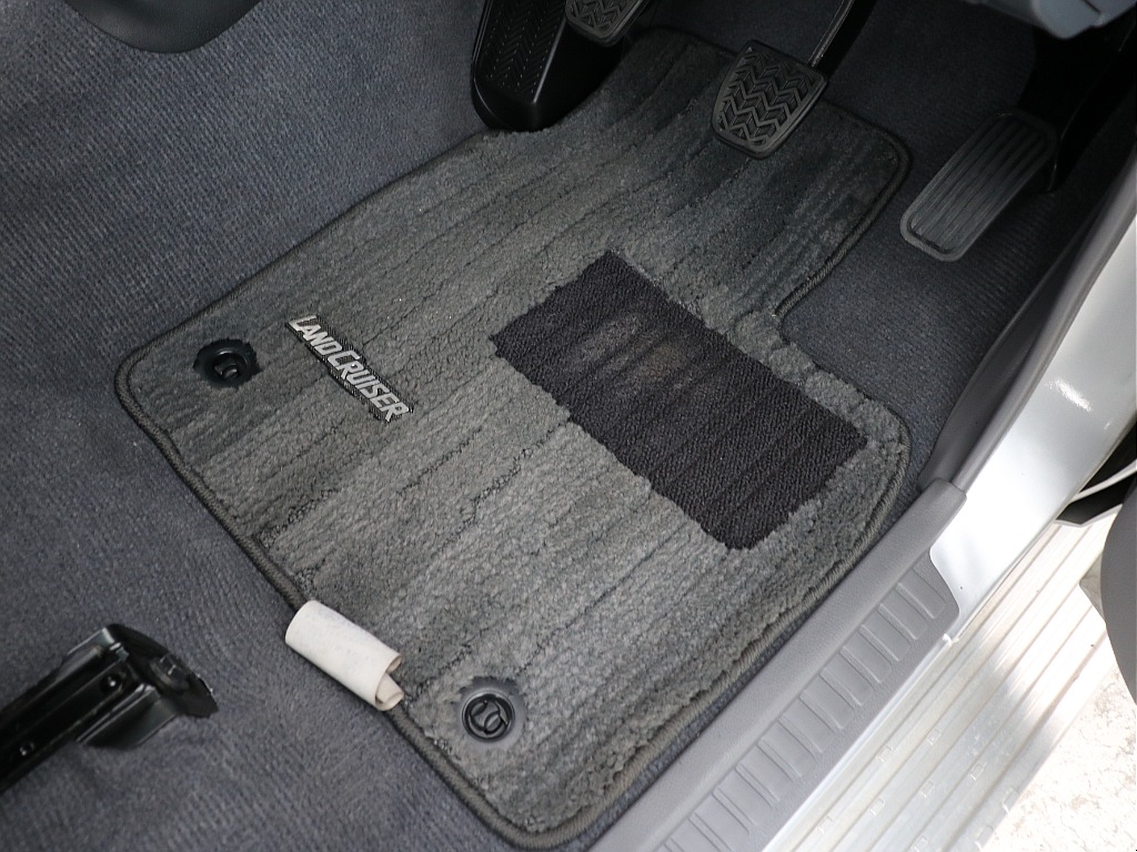 運転席フロアマット！