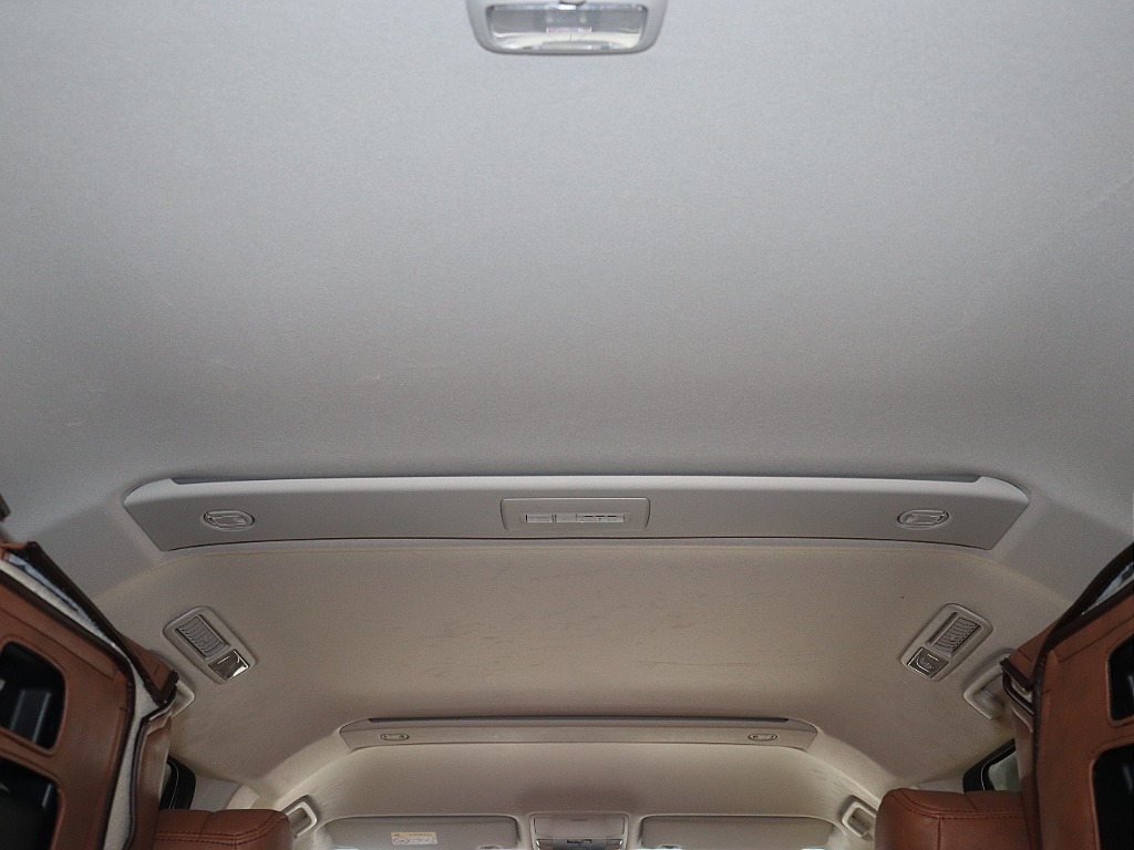 天張りもご覧ください！目立つ傷や汚れは無く綺麗な状態です！