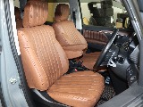 運転席と助手席にはシートヒーターが搭載されている為、寒い冬でも快適にドライブが出来ます！